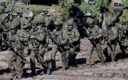 Оросын заналхийллийн эсрэг Польшид АНУ цэргийн баазаа байгуулна