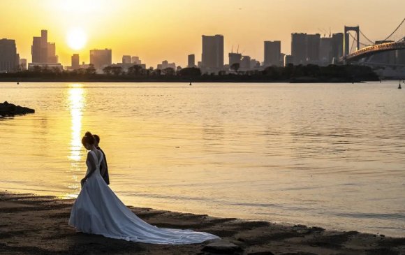Японы хүн ам буурсаар байгаа ч залуус нь гэрлэх хүсэлгүй