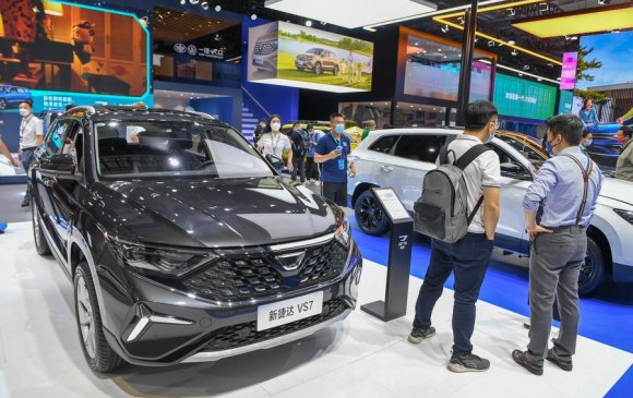 Автомашин үйлдвэрлэгчид Хятадын зах зээлийн төлөө өрсөлдөж байна