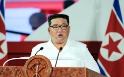 Ким Жон Ун: Хойд Солонгос цөмийн зэвсгээ дайчлахад бэлэн