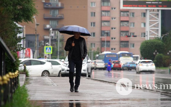 Дуу цахилгаантай аадар бороо орно