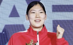 Монгол охин Өмнөд Солонгосын драфтад сонгогджээ