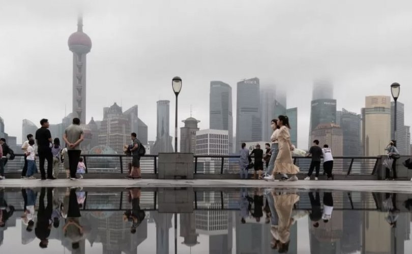 Хар салхинаас болж Шанхайн нислэгүүд цуцлагдлаа