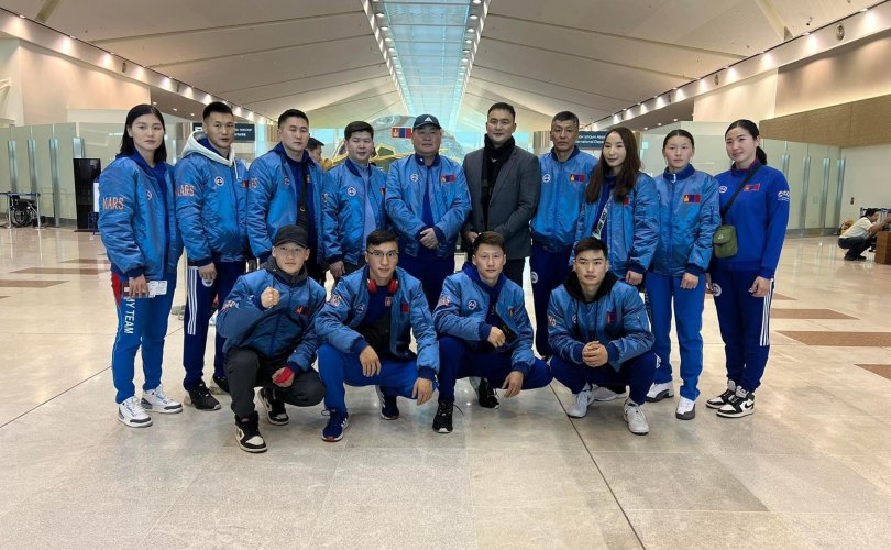 Монголын боксчид дэлхийн цомоос 8 медальтай