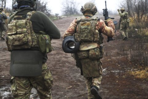 Анита Ананд: Украин дайнд ялж байна