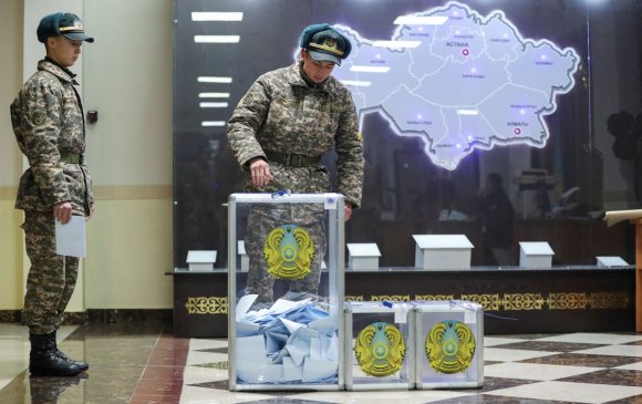 Казахстан: Ерөнхийлөгчийн ээлжит бус сонгуульд Токаев ялж магадгүй