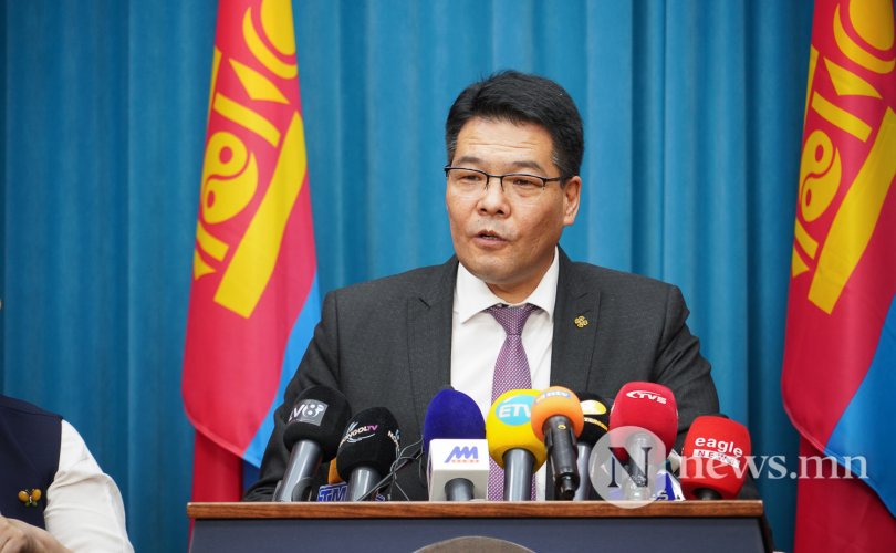 ЭМЯ: Монголд 10 хүн тутмын 6 нь илүүдэл жинтэй байна