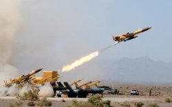 “Орос Иранаас олон зуун баллистик пуужин авахаар ярьж байна”