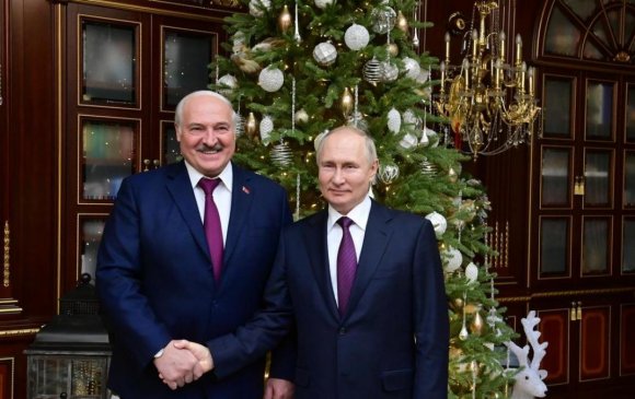 Лукашенко, Путин хоёрын хэн нь илүү муу вэ?