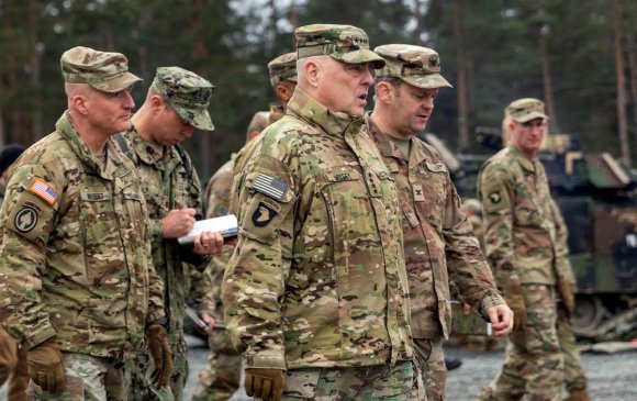 АНУ-ын топ генерал украин цэргүүдтэй уулзав