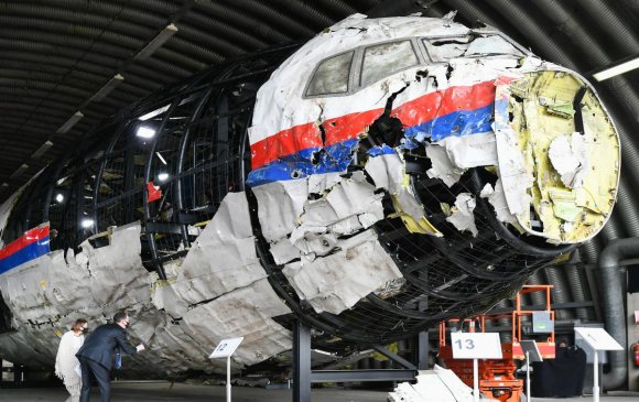 “MH17” онгоцыг сүйрүүлсэн зэвсгийг Путин нийлүүлсэн гэв