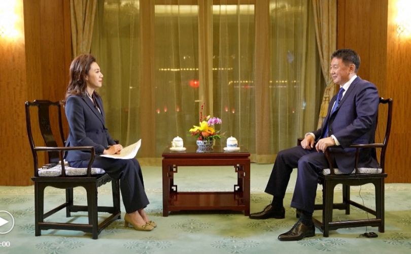 Ерөнхийлөгч У.Хүрэлсүх Хятадын телевизэд ярилцлага өгчээ