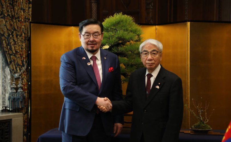 УИХ-ын дарга Г.Занданшатар, Япон Улсын Парламентын Зөвлөхүүдийн танхимын дарга Х.Оцүжи нар хэлэлцээ хийлээ