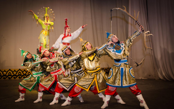 "Нарны домог"-т буриад, халимаг, тува, өвөр монгол бүжигчид тоглоно