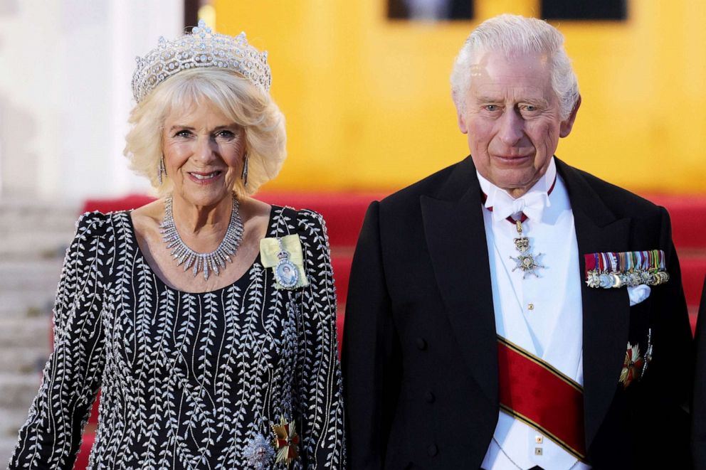 queen-camilla-king-charles-gty-jt-230329_1680115106987_hpEmbed_3x2_992