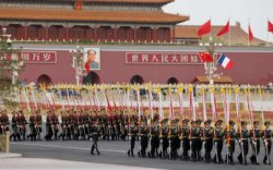 Хятад: Дайн хийвэл оюутнуудыг цэрэгт татахаар хуулиа өөрчлөв
