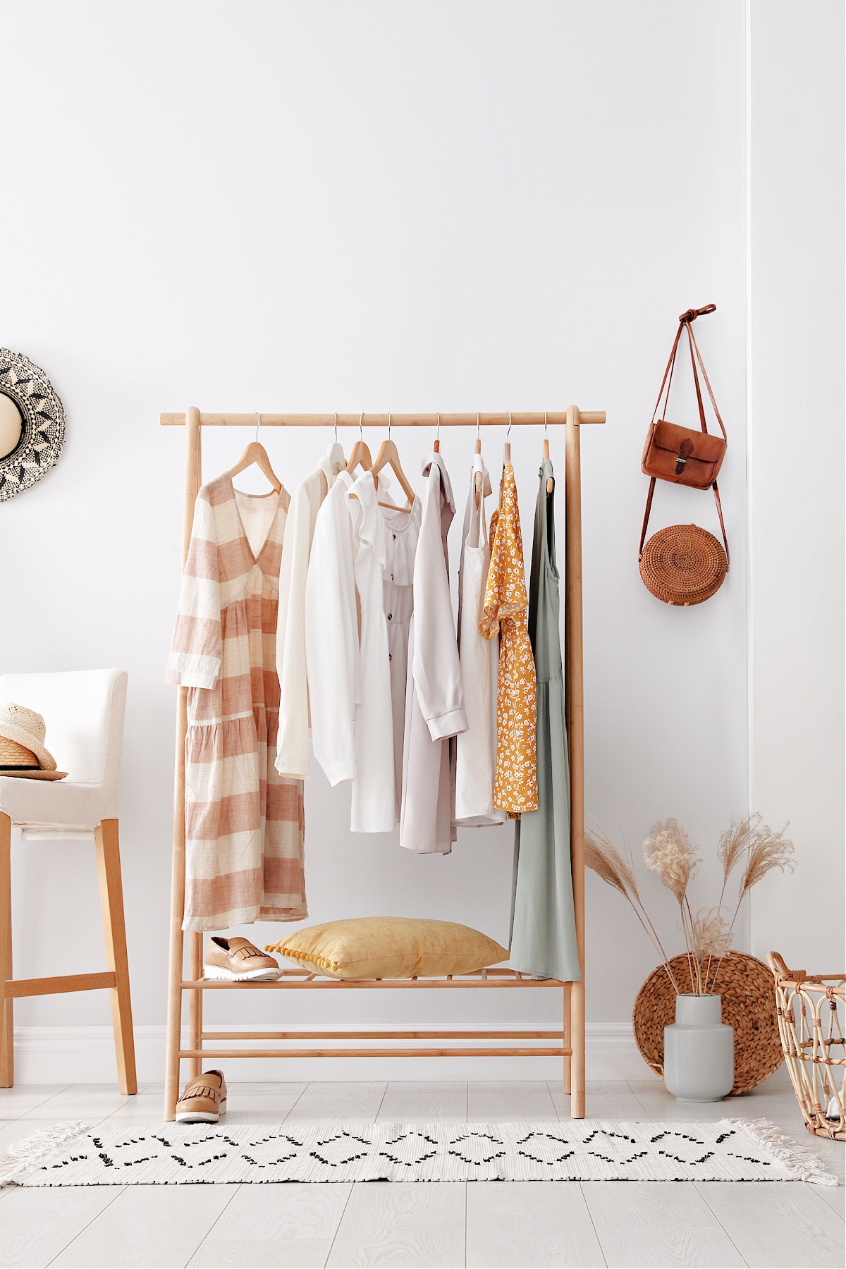 how-to-build-a-minimalist-wardrobe