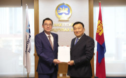 Монгол банкны секторын хамгийн том байгууллагын банк IPO хийх зөвшөөрлөө авлаа