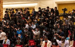 Энэтхэг, Хятад улсууд сэтгүүлчдээ харилцан гадуурхаж байна