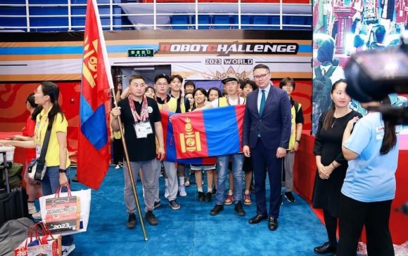 Монгол сурагчид “ Robot Challenge World 2023” тэмцээнийг тэргүүлэв