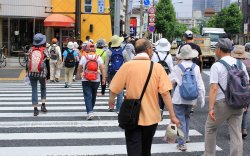 Японы 10 хүн тутмын нэг нь 80-аас дээш настай болжээ