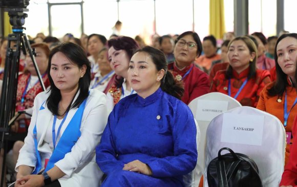 Социал демократ Монголын эмэгтэйчүүдийн холбооны баруун бүсийн чуулган эхэллээ