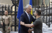 "ОХУ өөрсдийгөө эзэн хаан гэх төөрөгдлөөр тулалдаж байна"