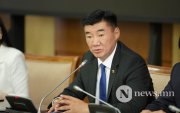 "Монгол Улсад орж ирэх валютын урсгал багассан"