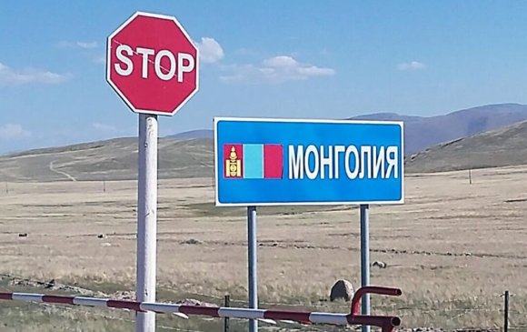 Монголын иргэн Оросоос 2 сая рубль авч гарахыг завджээ