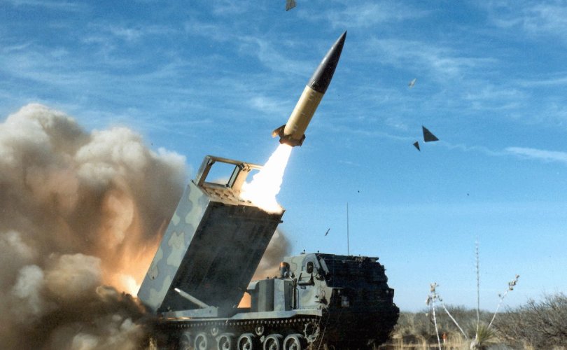 Украинд пуужин нийлүүлснийг Хойд Солонгос шүүмжлэв