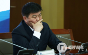 Х.Болорчулуун: Өвс тэжээлийн нөөцийг би мэдэхгүй Шадар мэднэ