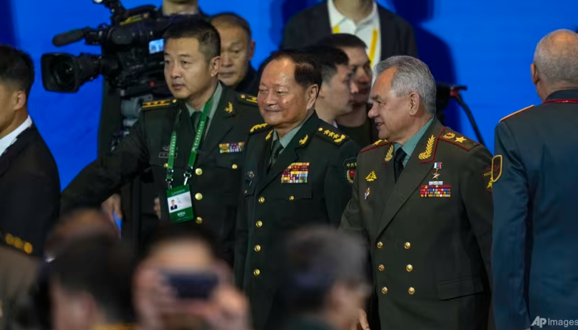 АНУ-ыг онилсон Хятадын цэргийн форум