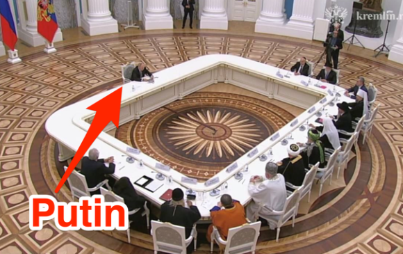 Путины шинэ ширээ