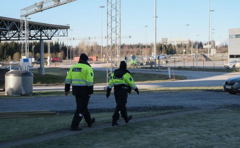 Финланд: ОХУ-тай хиллэдэг 4 боомтоо хаав