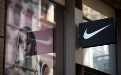"Nike" компани өрсөлдөгч брэндүүдээ шүүхэд өгчээ