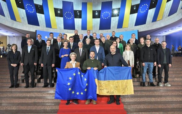 Европын парламент Украинд төлөөлөгчийн газраа нээнэ