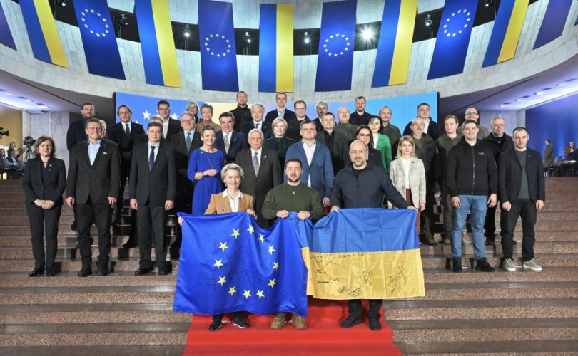 Европын парламент Украинд төлөөлөгчийн газраа нээнэ