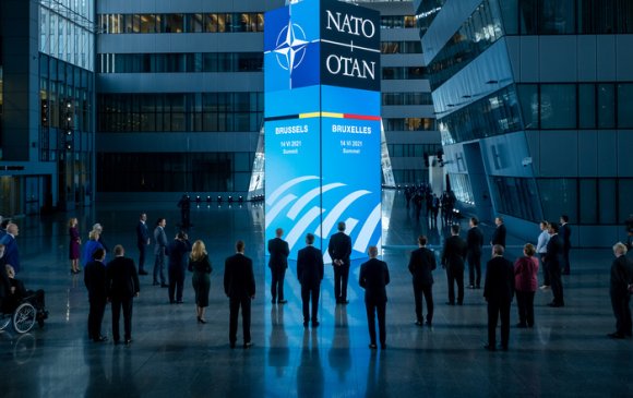НАТО-г удирдах сүүдрийн өрсөлдөөн