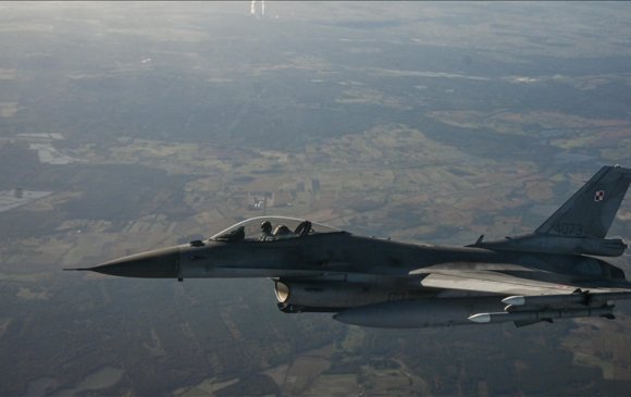 Украинчууд "F-16"-г жолоодож сурснаар дайныг өөрчилнө