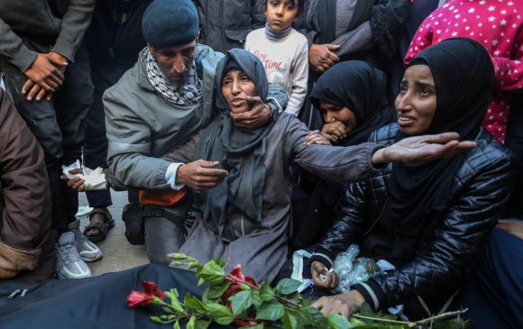 Газа: Барьцааны 5 хүн хонгилд нас барсан олджээ