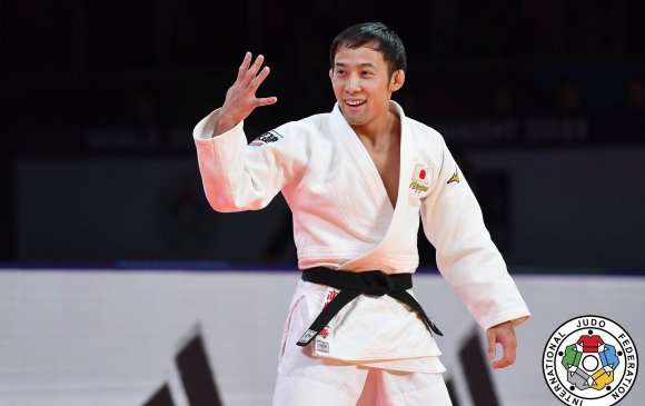 Олимпийн аварга Наохиса Такато: Миний эрин үе дуусчээ
