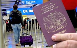 Их Британийн нисэх буудлаар нэвтрэхэд паспорт шаардахгүй