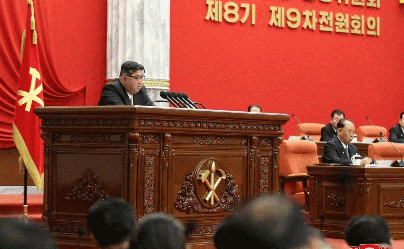 Ким Жон Ун Хойд Солонгосын Үндсэн хуулийг өөрчилнө