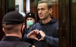 Навальный шоронгоос шинэ жилийн мэнд хүргэв