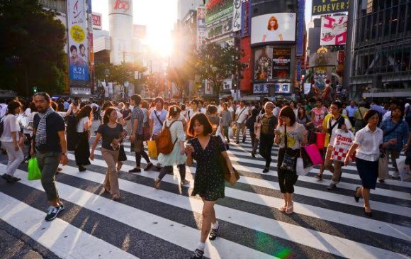 50-иас доош насны япончуудын 34 хувь нь болзож үзээгүй