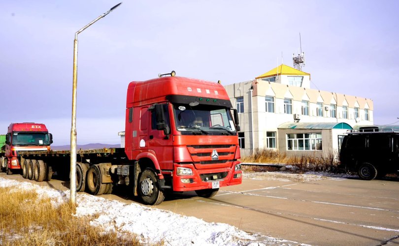 Хавирга-Архашаат боомтоор суудлын автомашинтай нэвтэрч болно