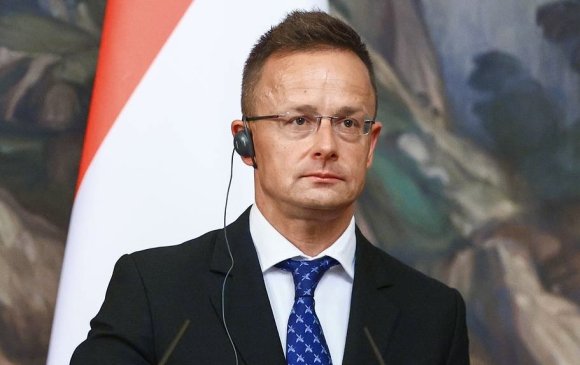Унгар улс Украинд 18 сая доллар бүхий зэвсэг өгөхөөс татгалзав