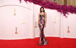 Оскар 2024: Улаан хивсний ёслолын хамгийн шилдэг хувцаслалт