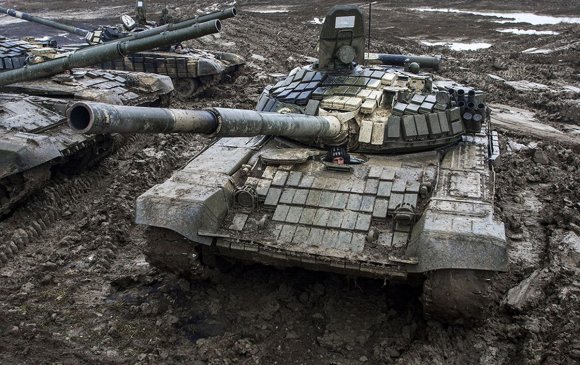 Музейн тусламжтайгаар Украины танкийг угсарна