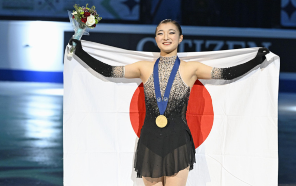 Орос охидын эзгүйд Каори Сакамото 3 дараалан дэлхийн аваргад түрүүлэв